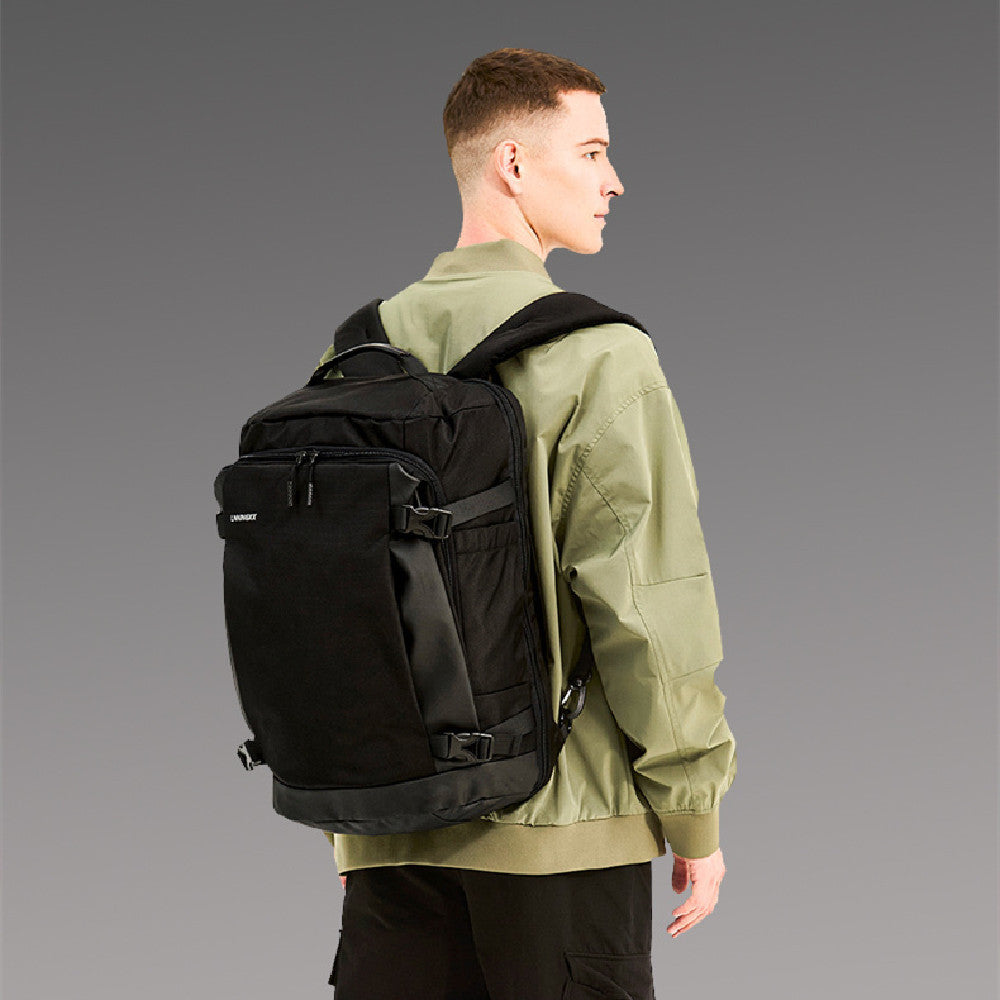 New Hand-carrying Large Capacity Business Backpack Men