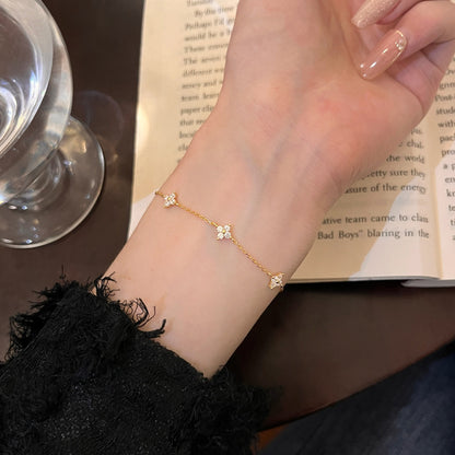 S925 Sterling Silver Clover Bracelet Female Simple Zircon