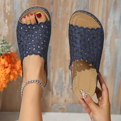 Plus Size Simple Casual Flower Cutout PU Mid Heel Women's Slippers