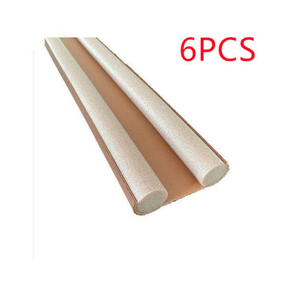 Door seam and door bottom sealing strip