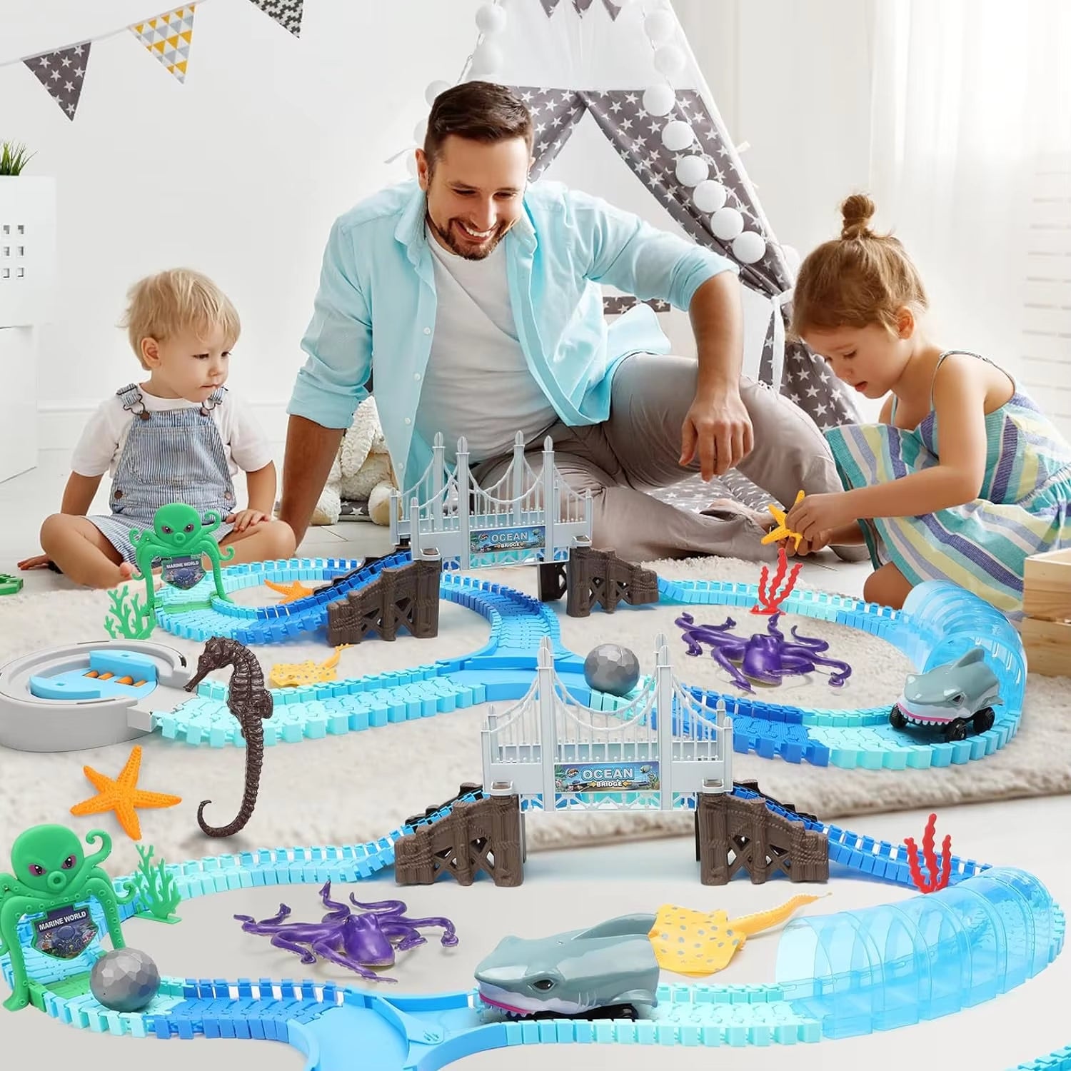 Track Toys Shark Race Car Toy for Boys Girls Age 3+ Bendable Flexible Racetrack Cars Ocean Train Toy STEM Educate Kid Set