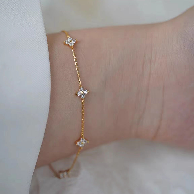 S925 Sterling Silver Clover Bracelet Female Simple Zircon